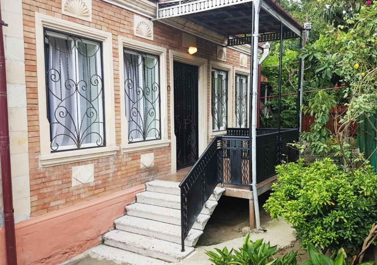 Guest House Amo 쿠타이시 외부 사진